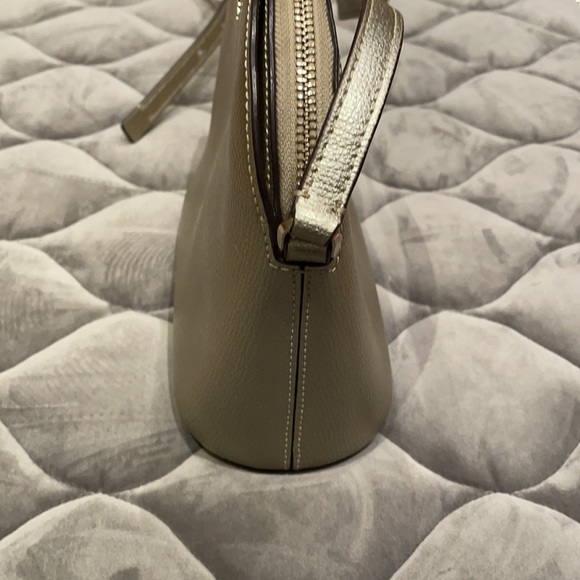 Kate spade gold mini crossbody - Picture 4 of 14